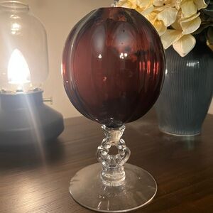 1930’s Vintage Cambridge Glass Amethyst Ivy Ball Vase with a clear stem and foot